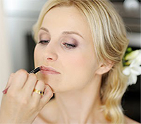 Peluqueria y maquillaje a domicilio con C'est Si Bon